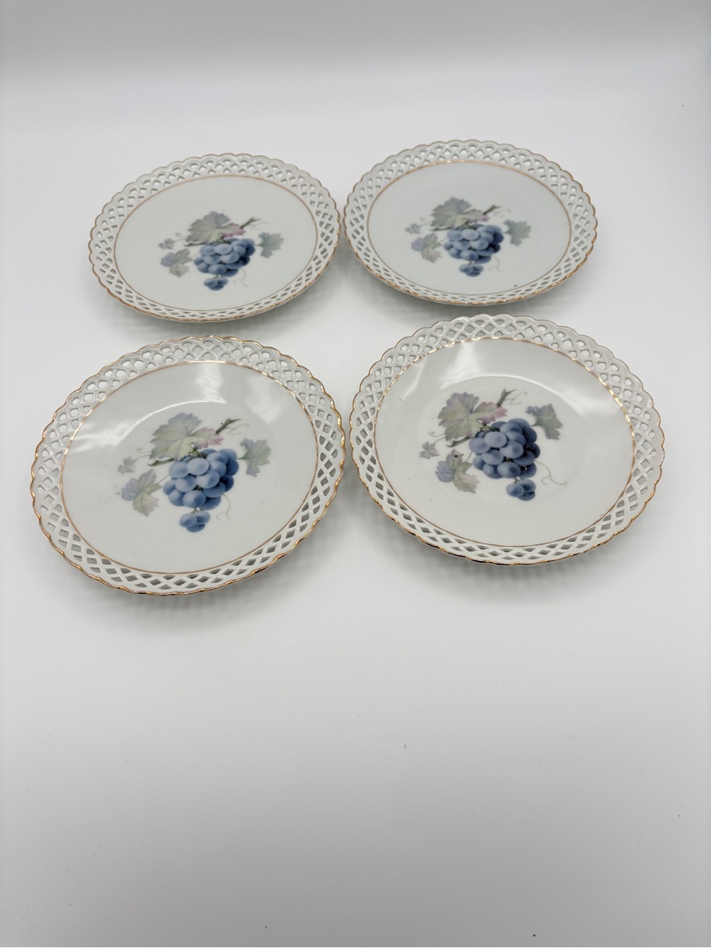 Set of 4 Schumann Bavaria Fruit Grape Design Plates Reticulated Gilt Trim